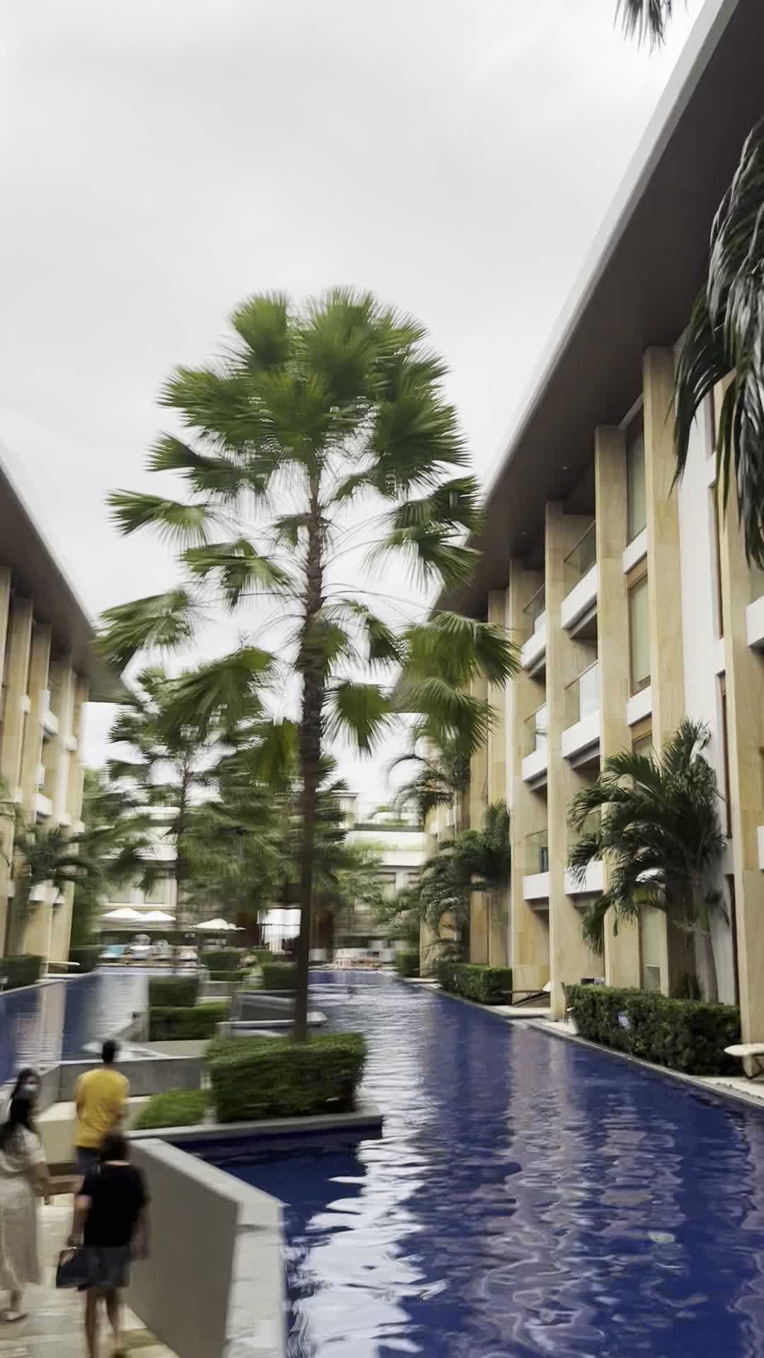 Video review of Henann Crystal Sands