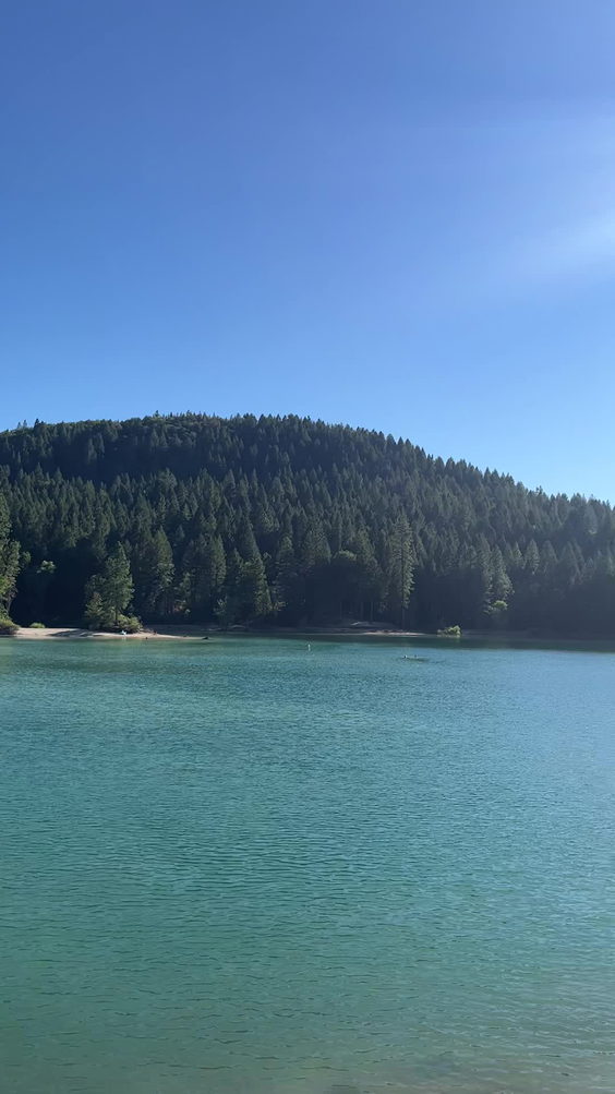 Scotts Flat Lake