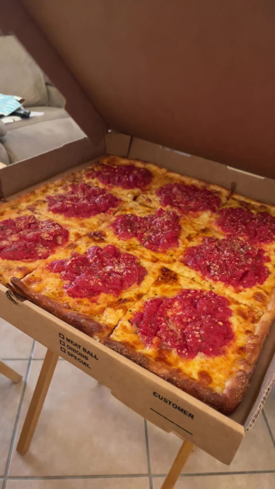 Two Guys Pizzeria