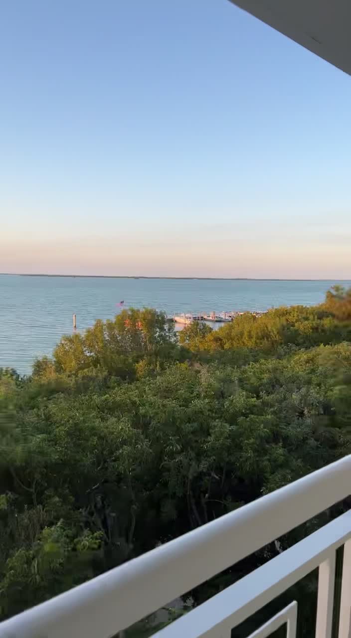Baker's Cay Resort Key Largo, Curio Collection by Hilton