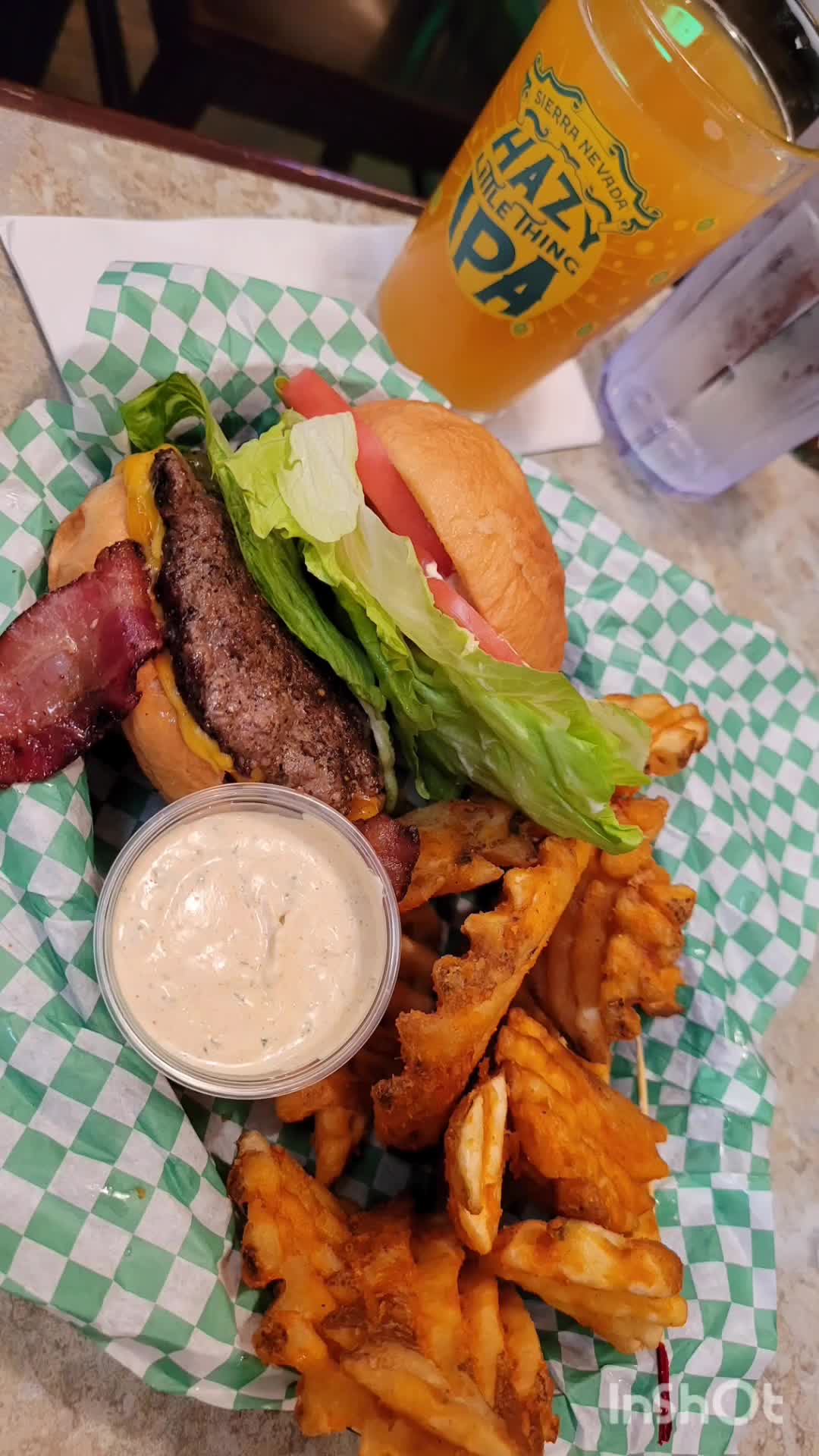 Casper & Runyon's Shamrocks The Irish Nook