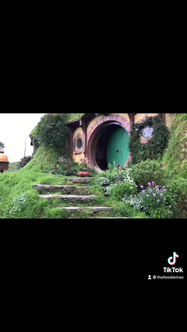 Hobbiton™ Movie Set Tours