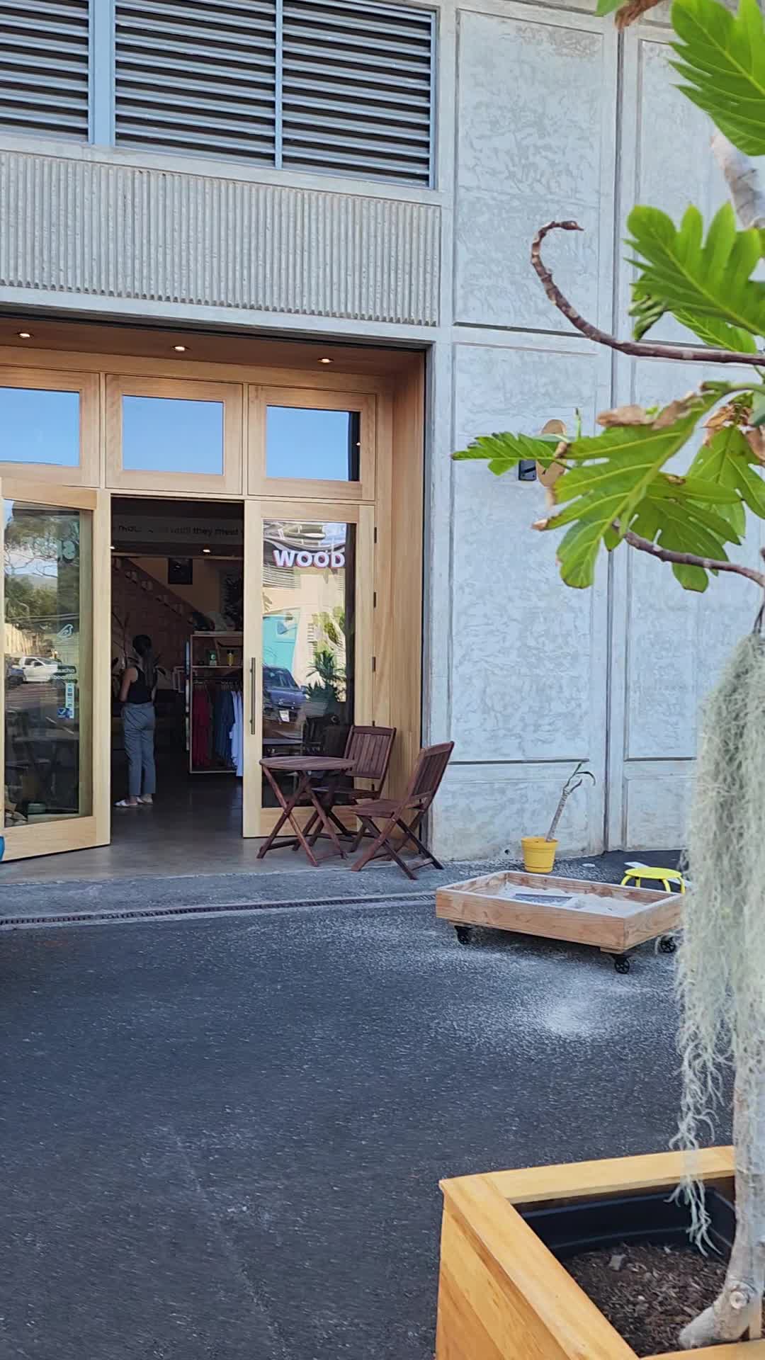 Bizia Surf and Coffee Bar