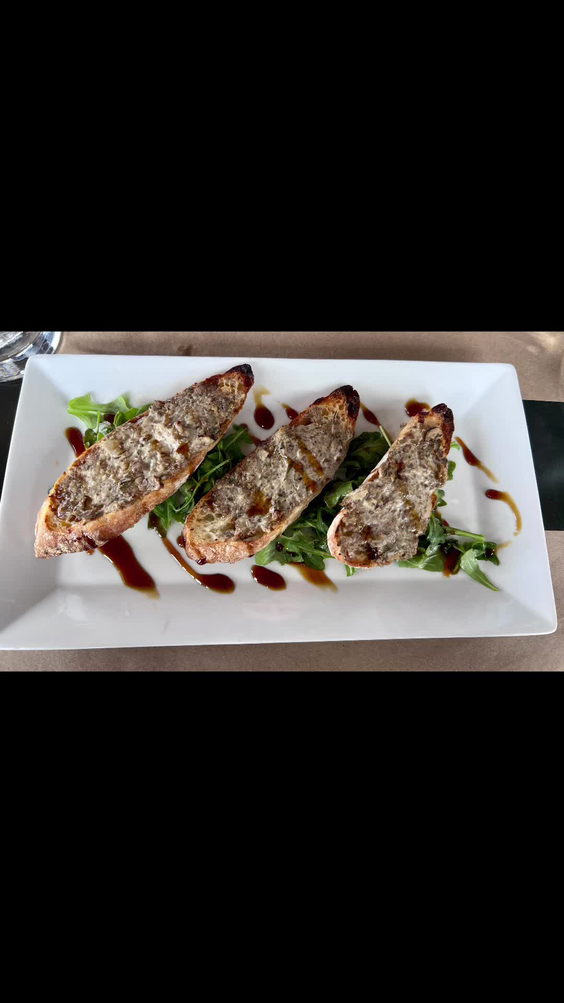 Reds' Bistro