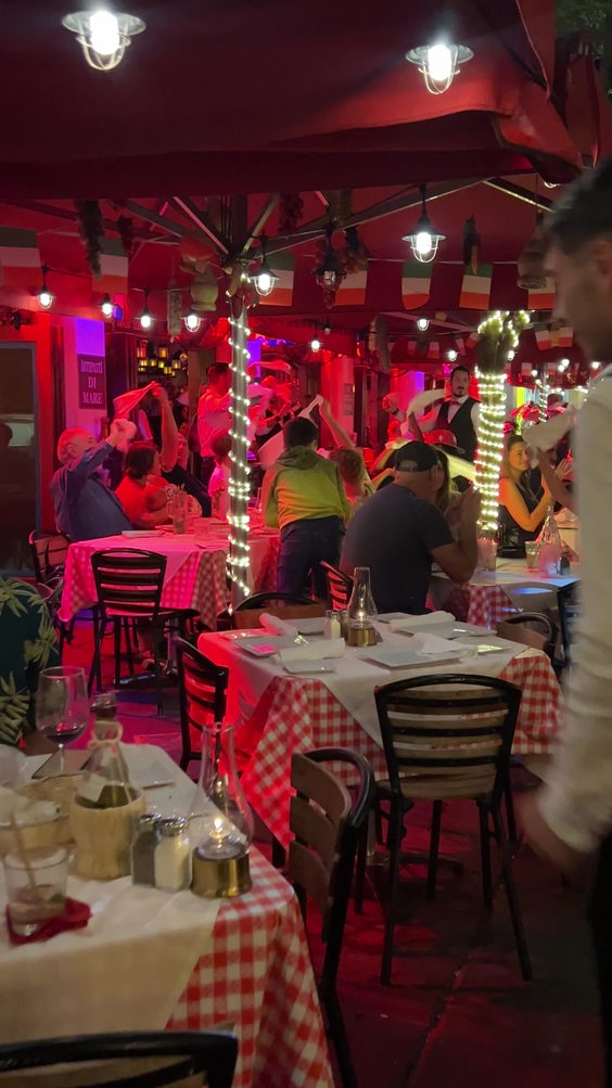 Hosteria Romana