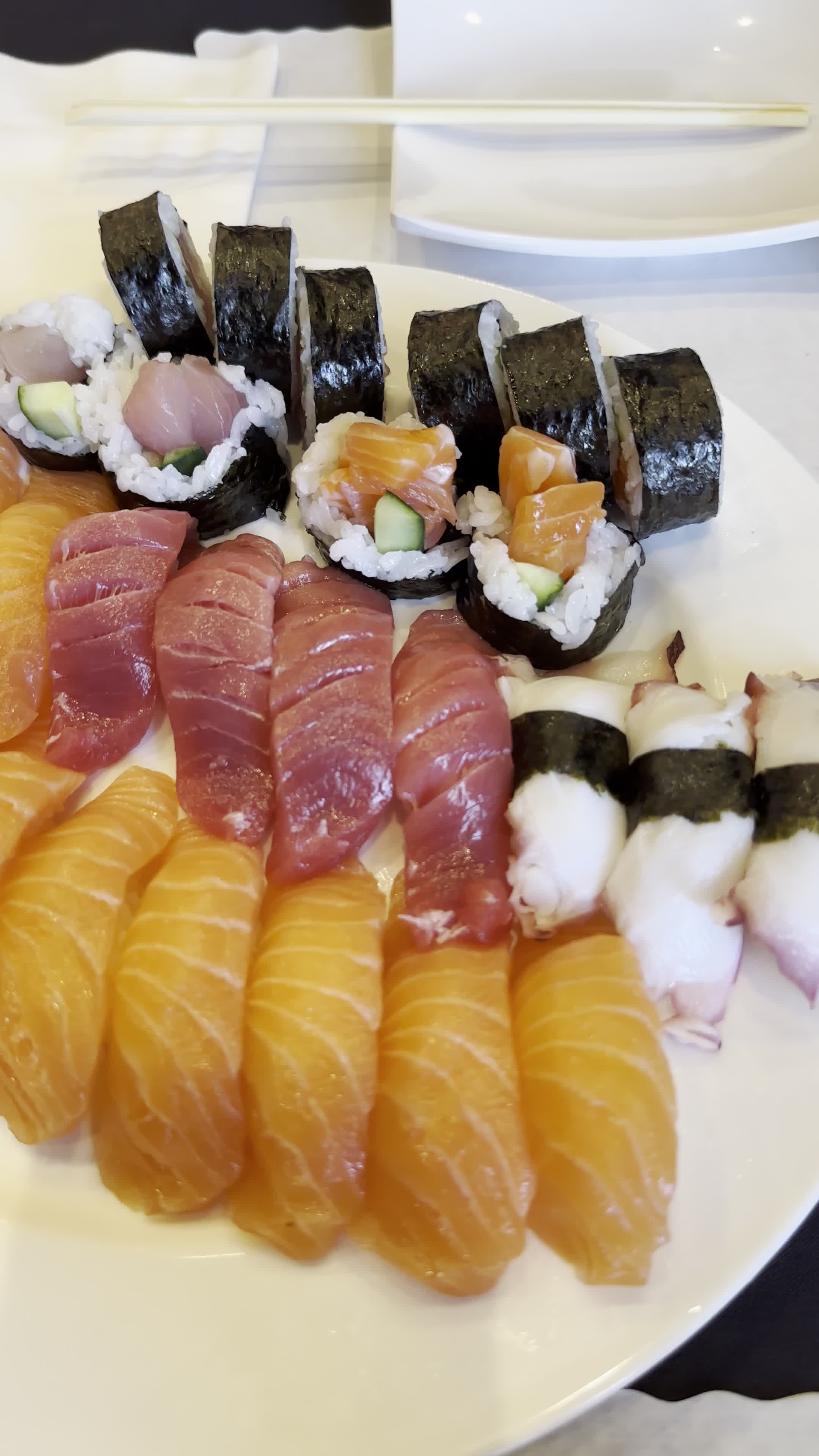 Sushi 818 Kare Don