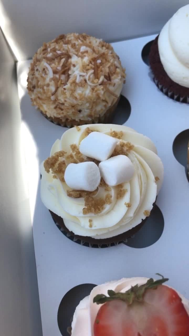 Ginger's Cupcakes & Desserts