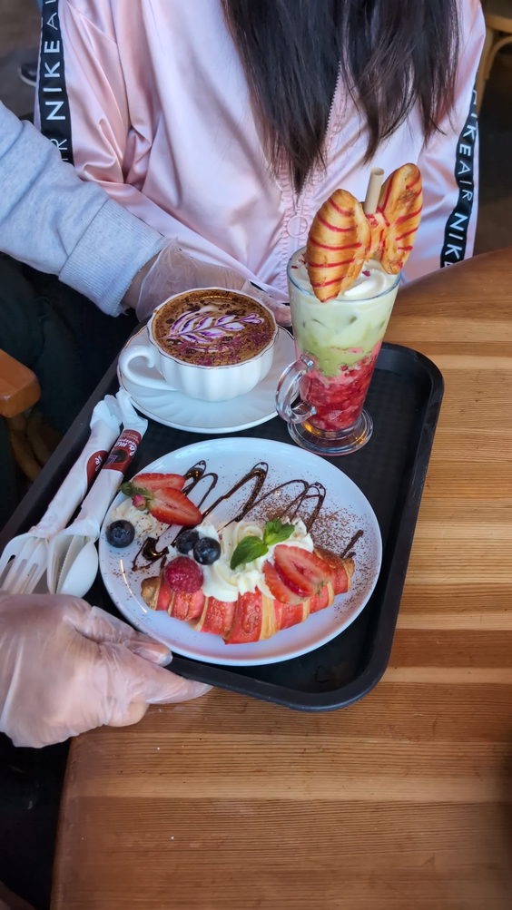 Cafe a la Mode