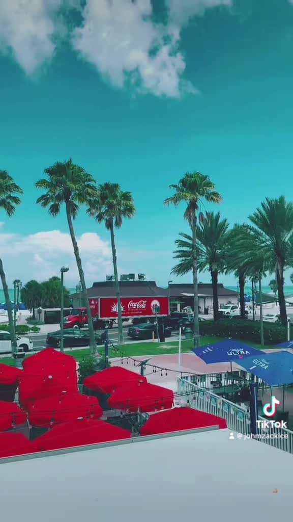 Video review of Crabby Bar & Grill