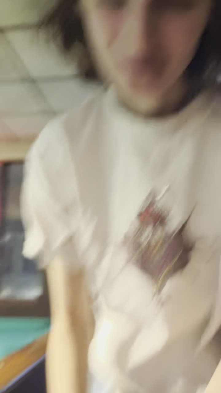 Video review of Dee's Cafe