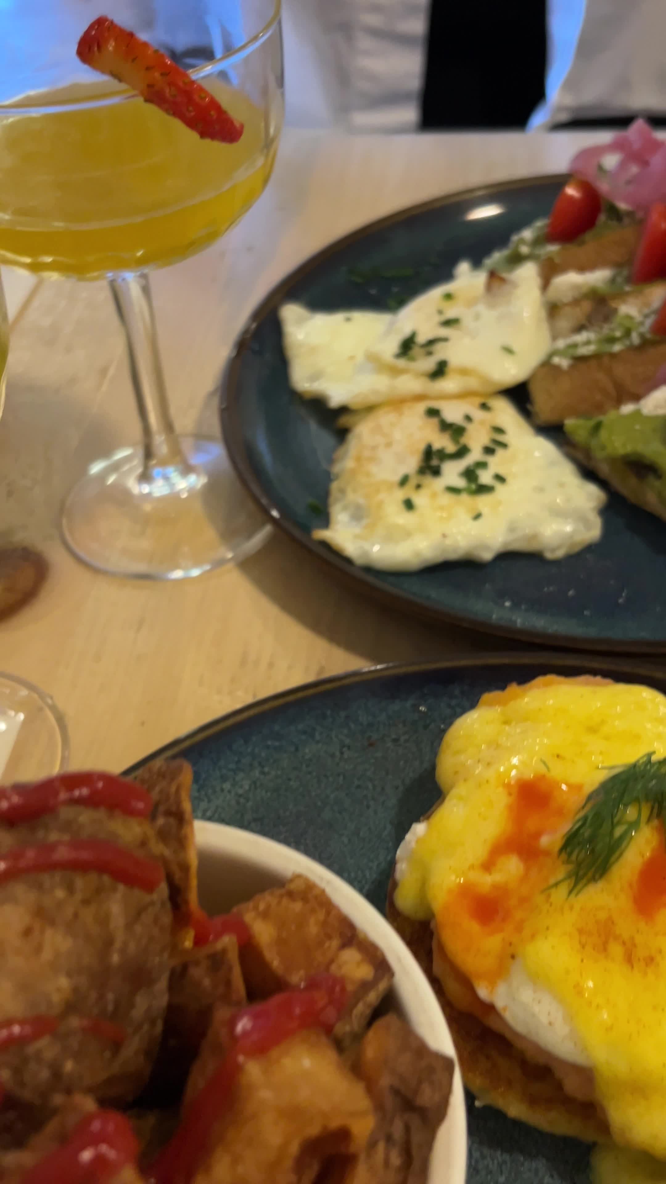 Almond Butterfly Bistro