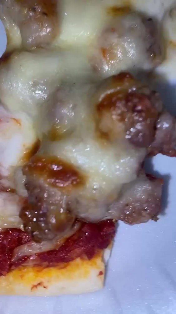 Beggars Pizza