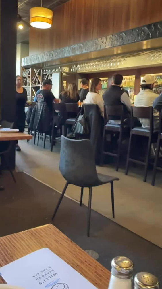 Willi’s Seafood & Raw Bar