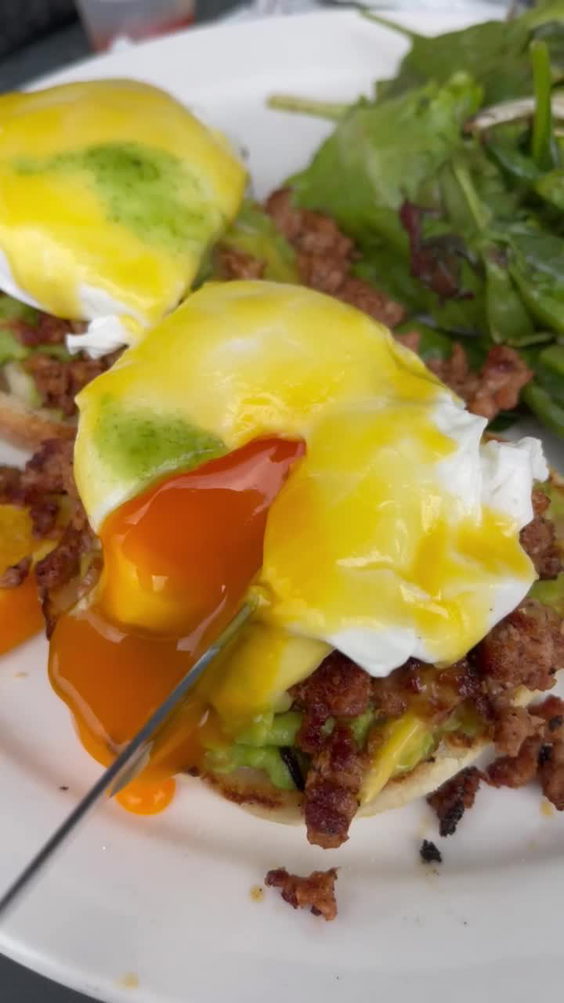 Huevos Gourmet