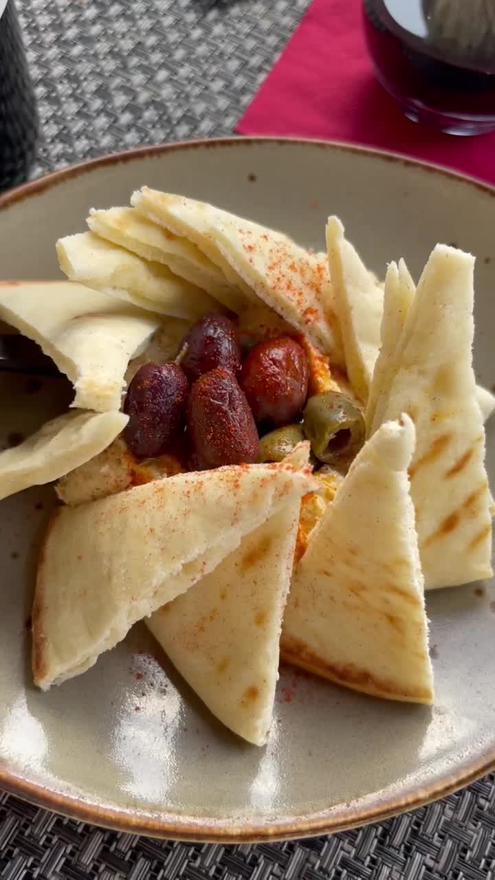 Video review of Books & Books