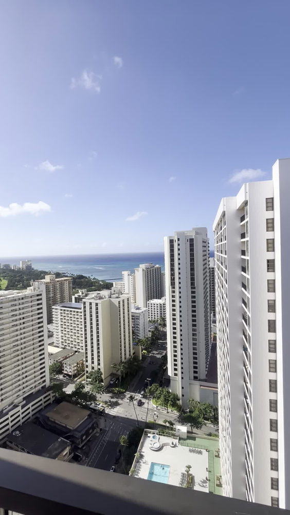 Hilton Waikiki Beach Resort & Spa