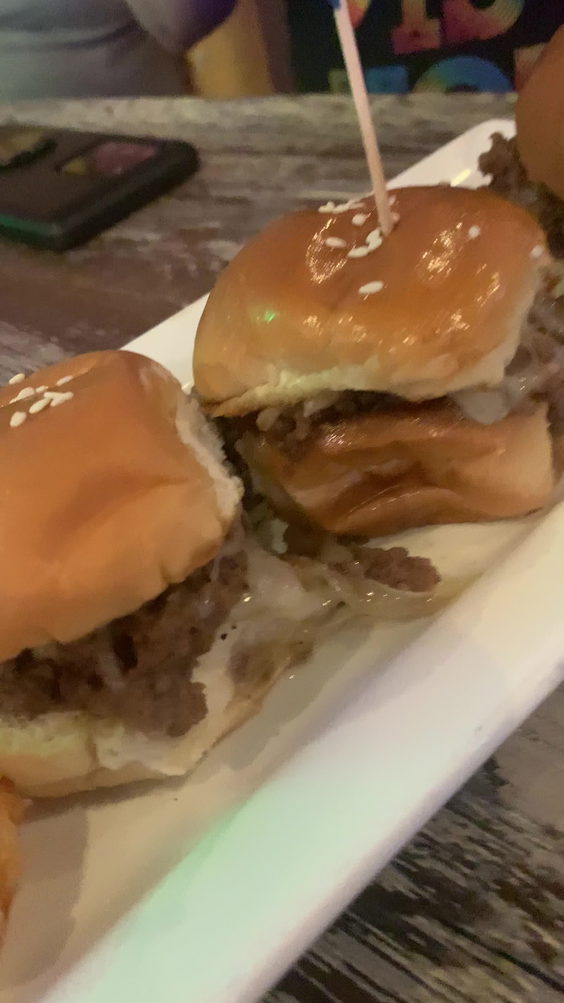 Aj's Bar & Grill