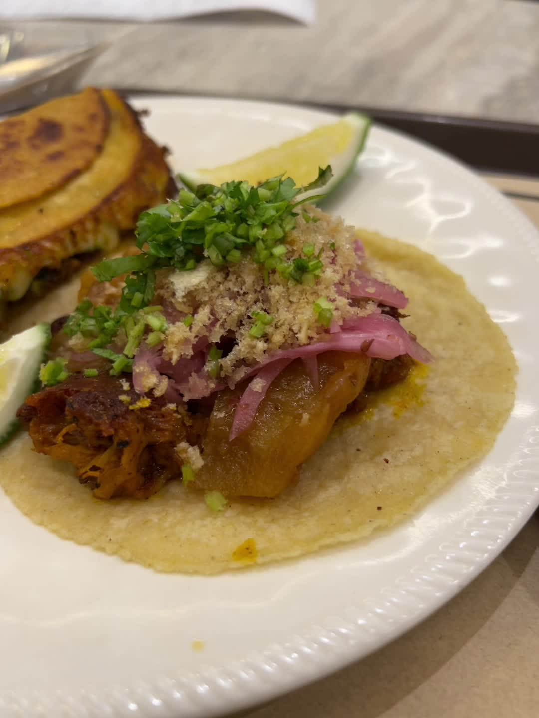 Video review of La Chinesca