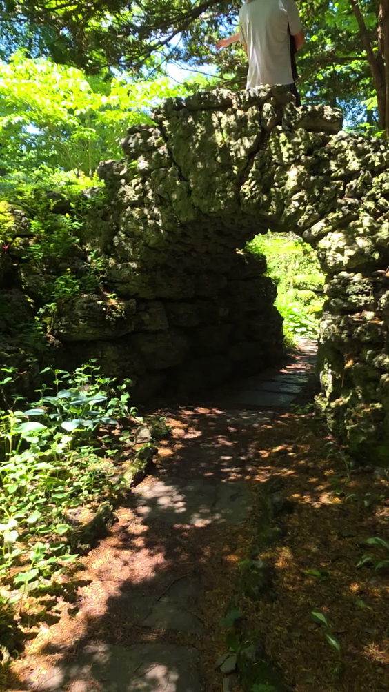 Sonnenberg Gardens