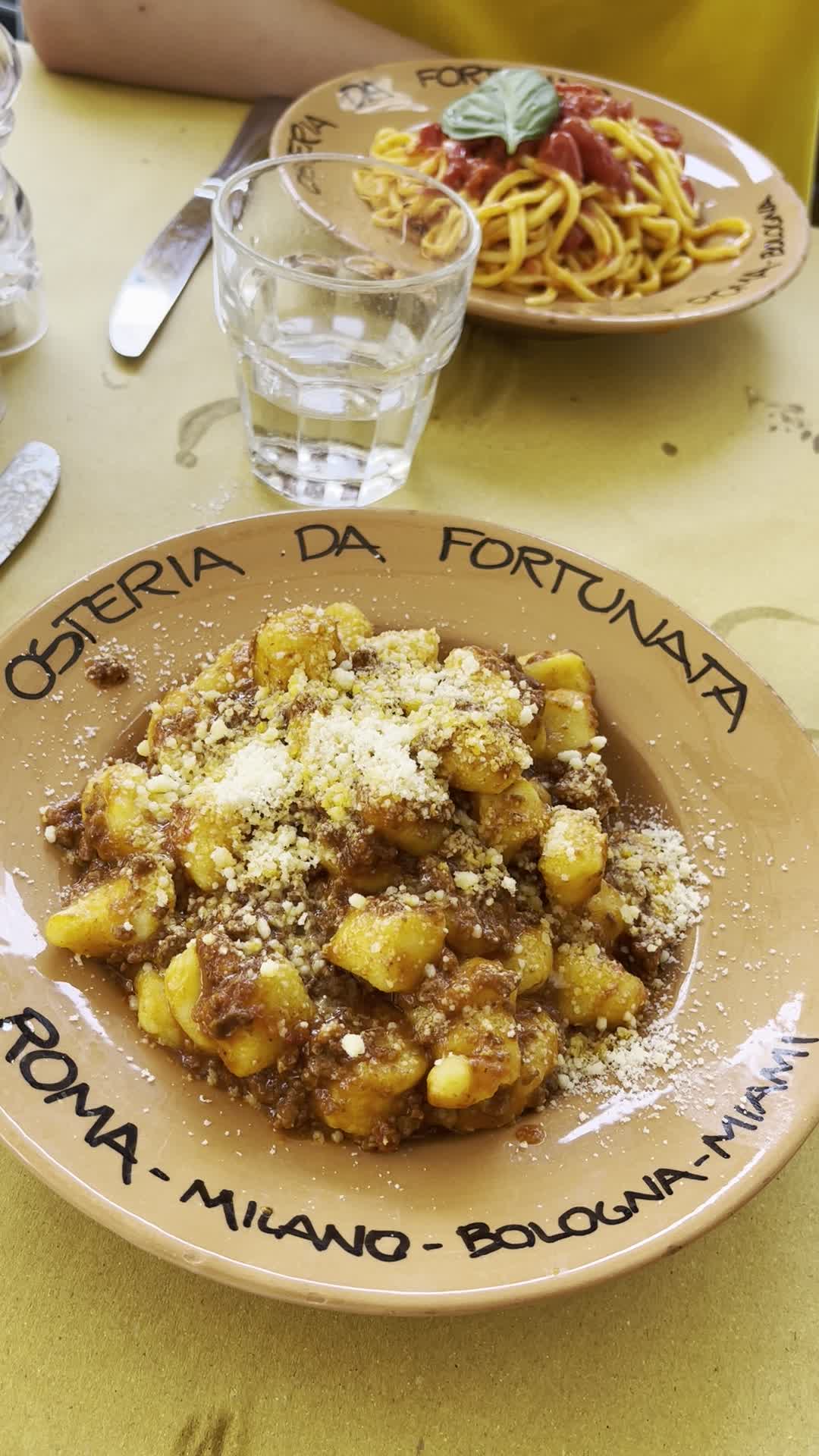 Video review of Osteria da Fortunata - Cancelleria