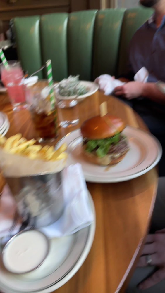 Krueger's Tavern