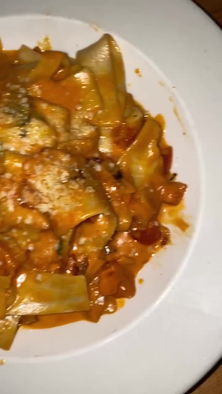 Video review of Miss Lucy's Kitchen