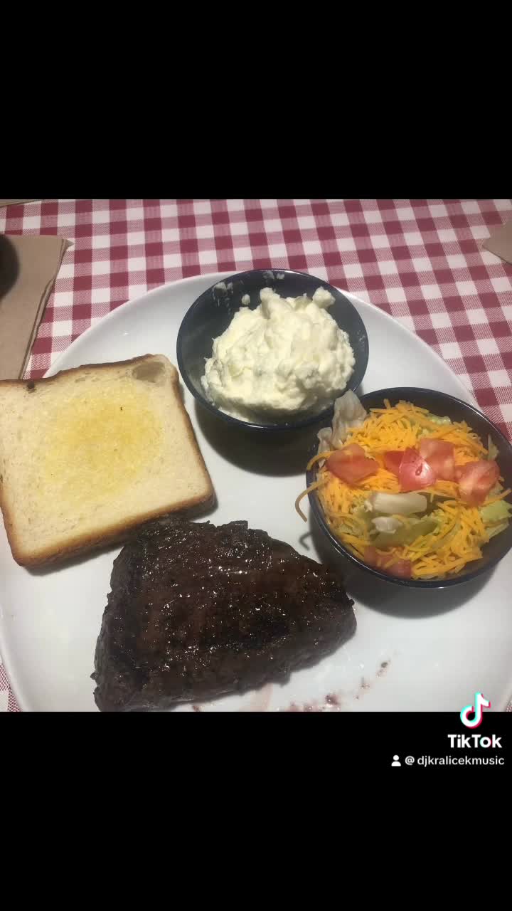 T-Bones Steakhouse & Grill