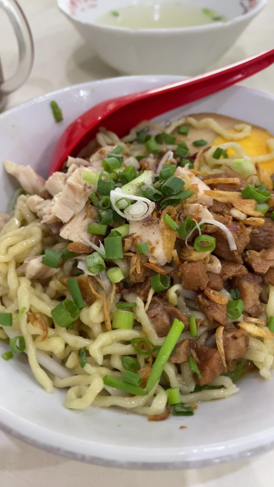 Bakmi bangka
