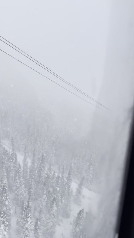 Peak 2 Peak Gondola