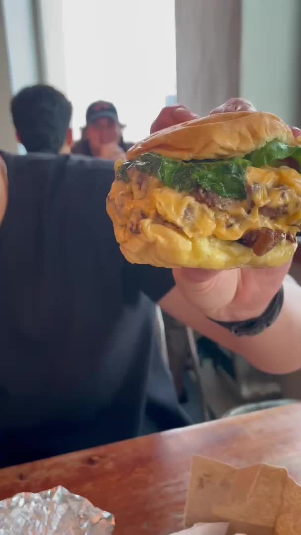 Video review of Buns Burger Shop