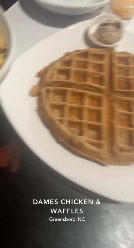 Dame's Chicken & Waffles