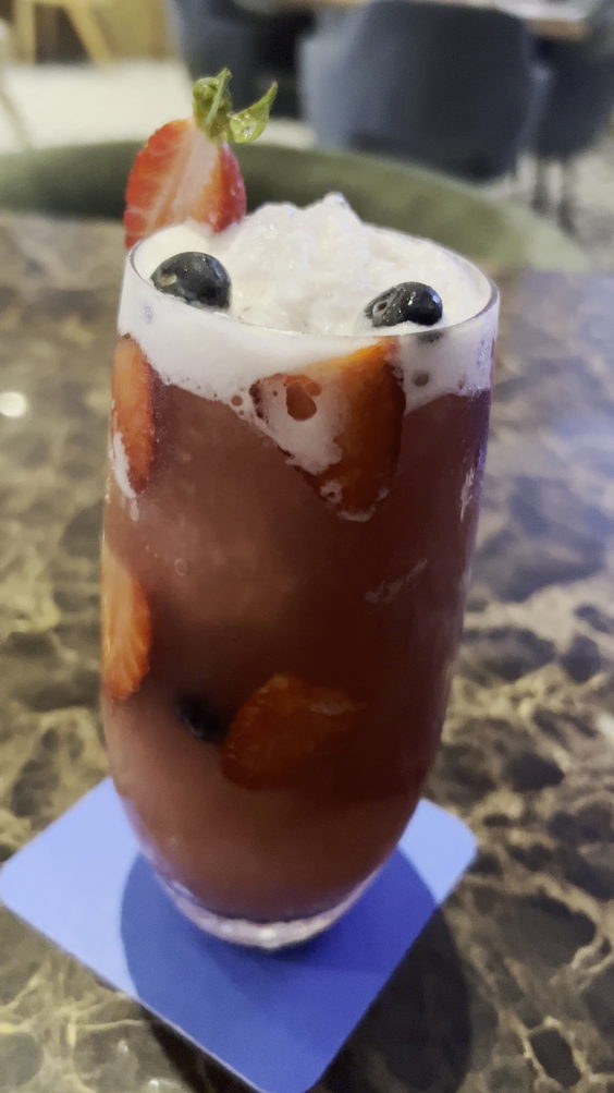 AuthentiQ Bar& Restaurant