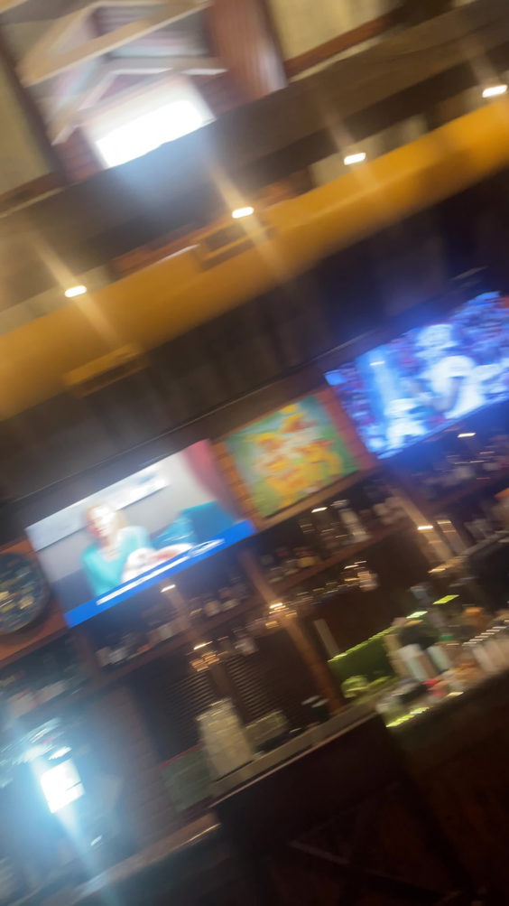 Bahama Breeze