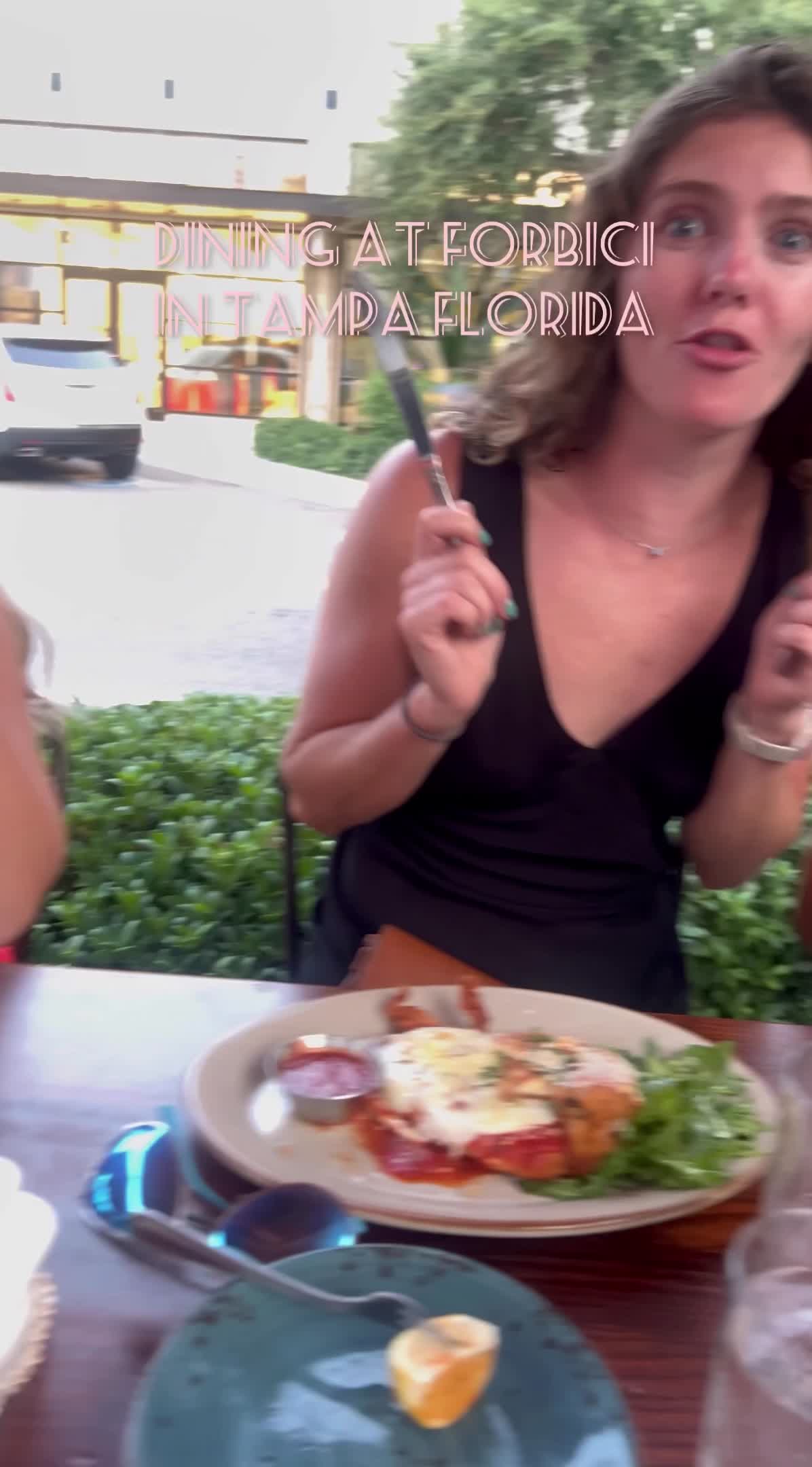 Video review of Forbici Modern Italian