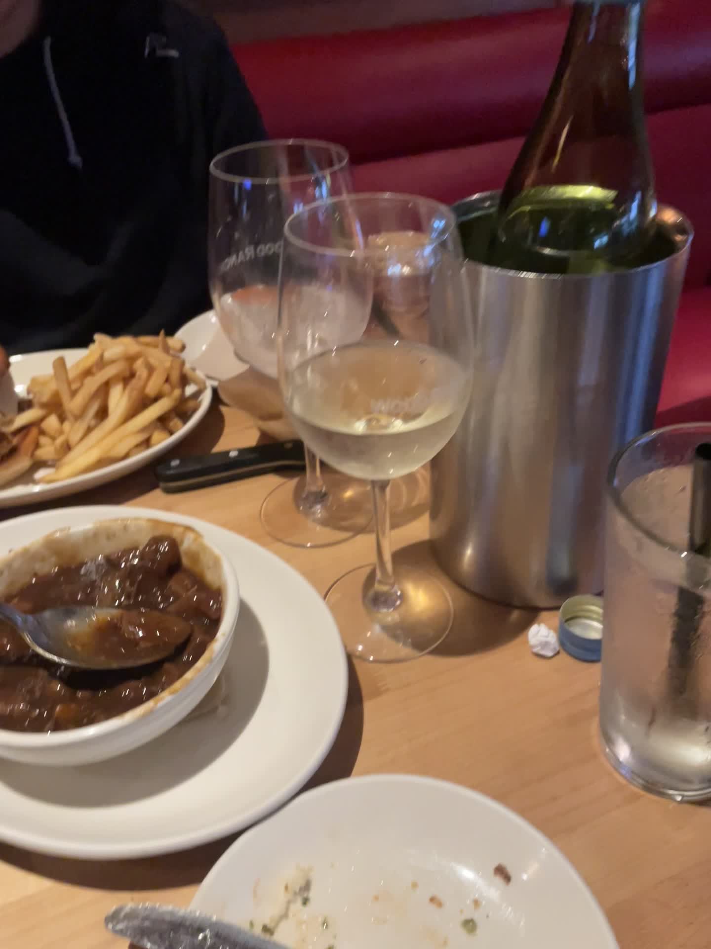 Video review of Wood Ranch BBQ & Grill