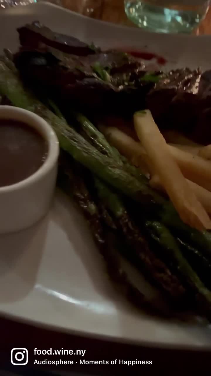 Harvest Wine Bar & Restaurant