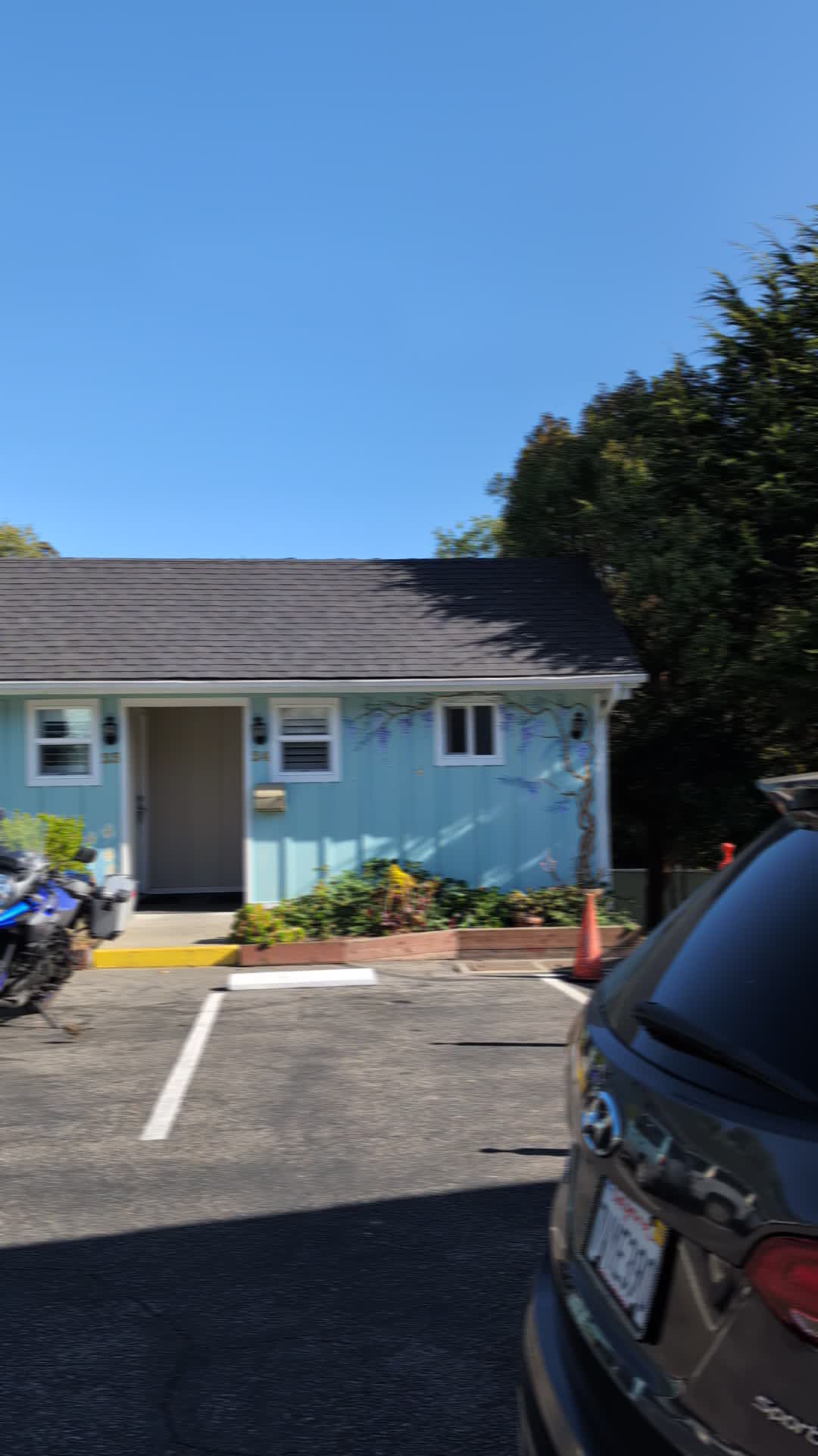 Bluebird Inn