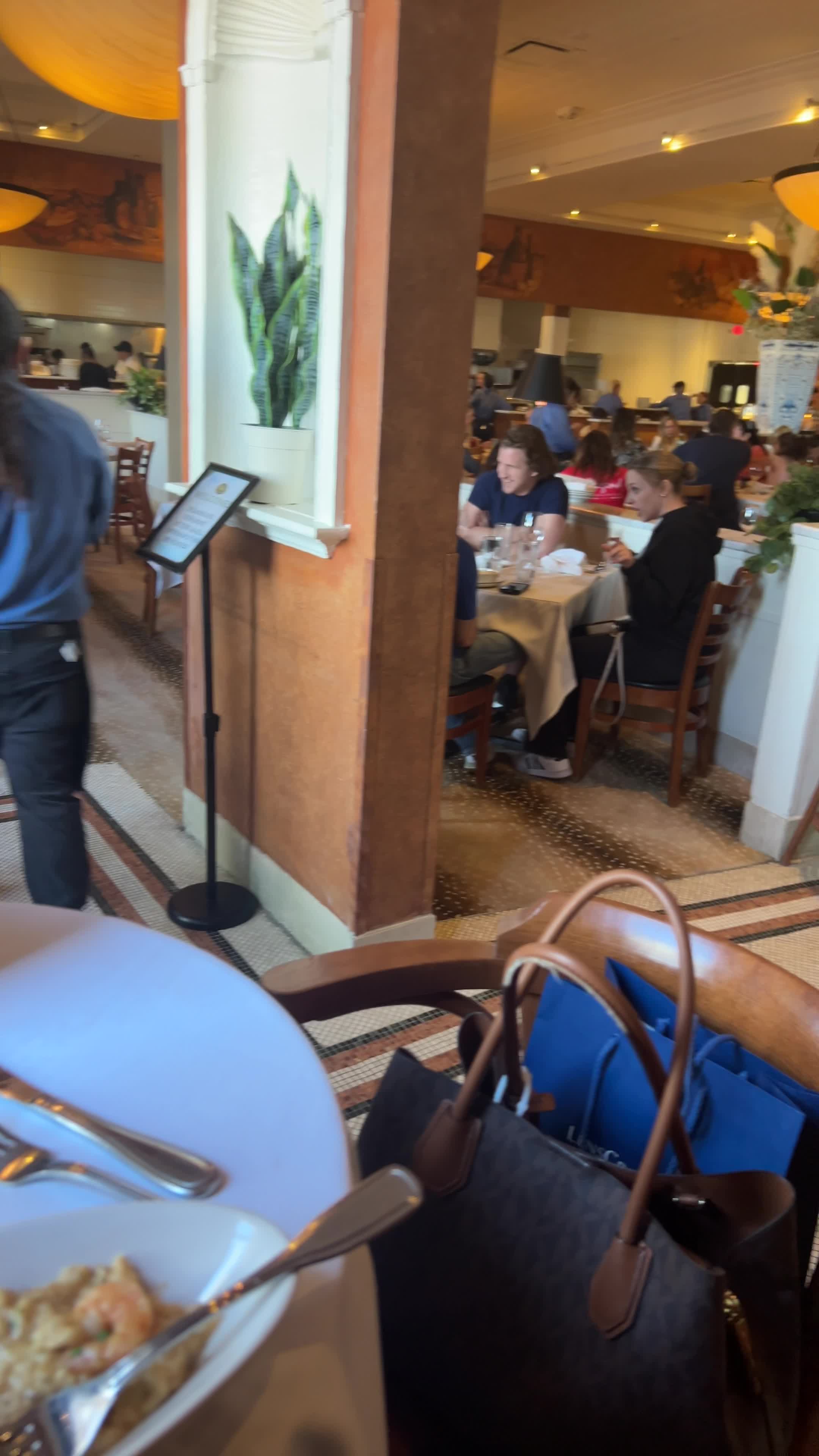 Video review of Brio Tuscan Grille