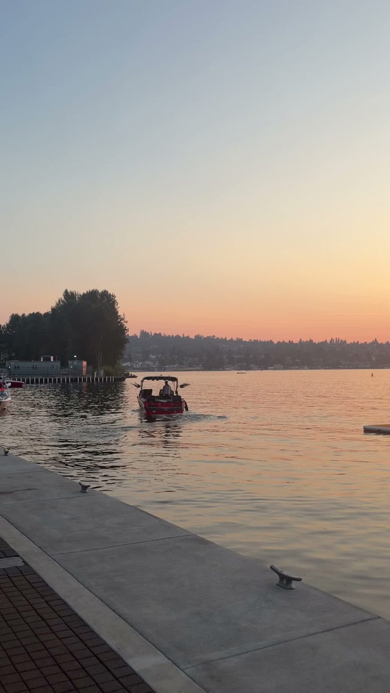 City Moment · Renton