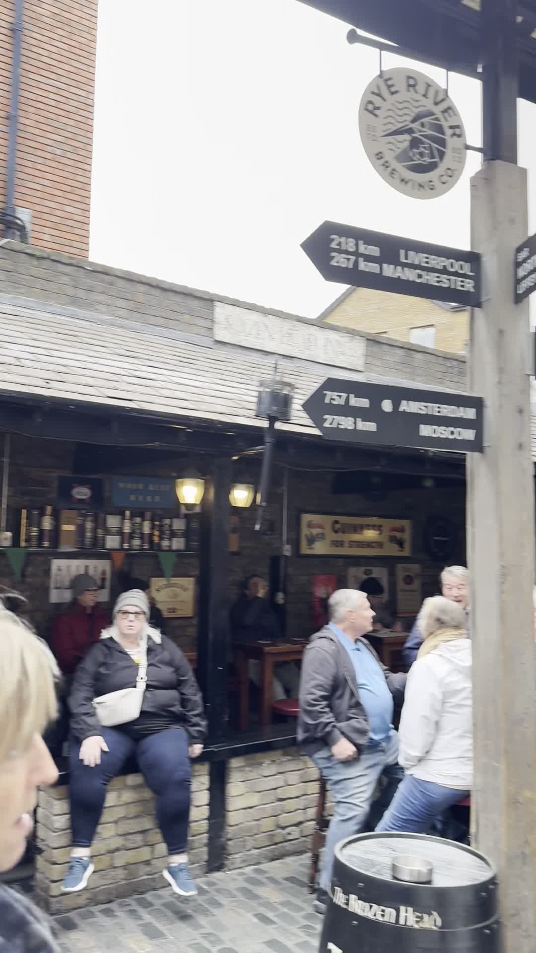 Video review of The Brazen Head