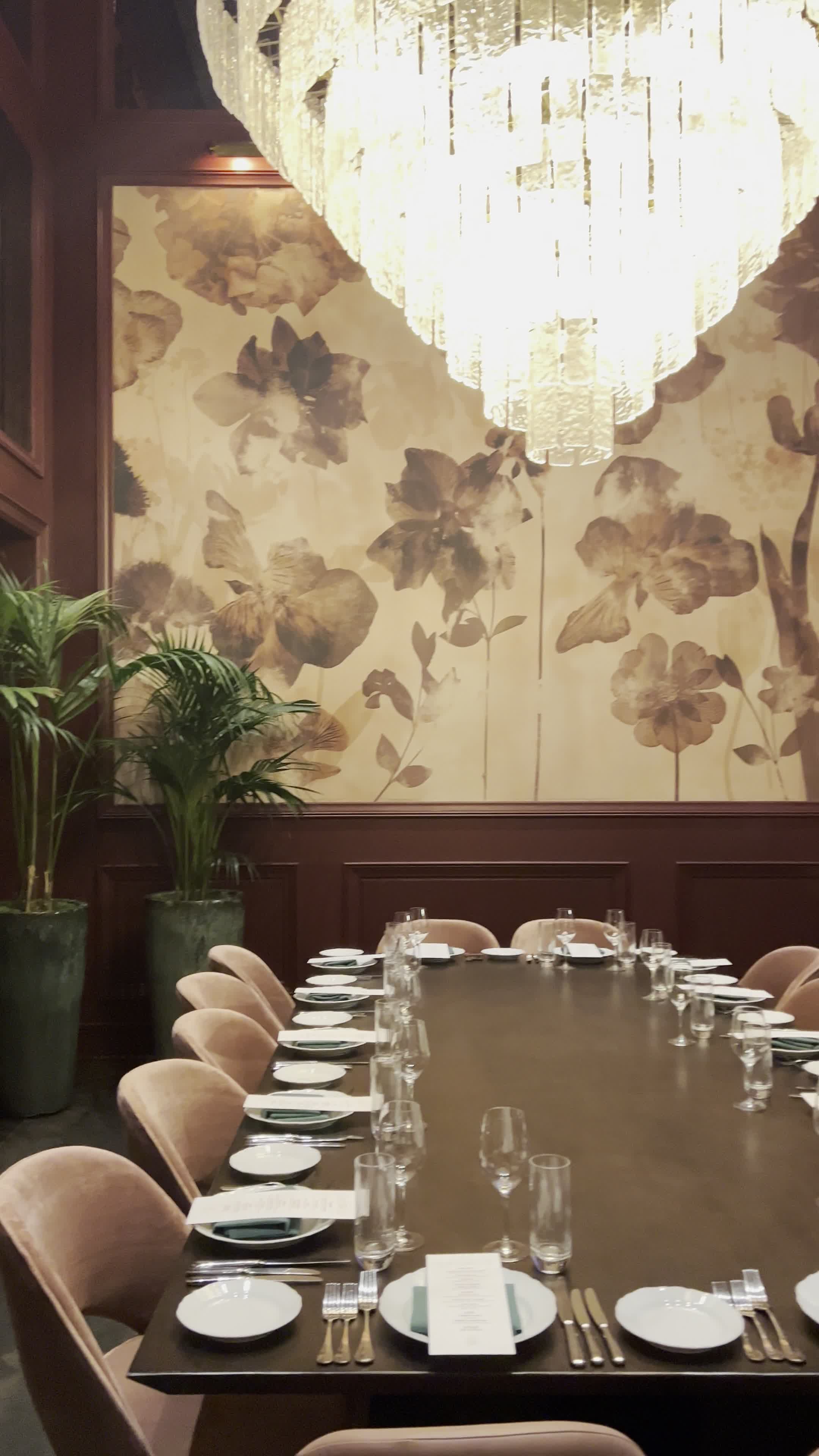 Video review of Fairmont Olympic Hotel