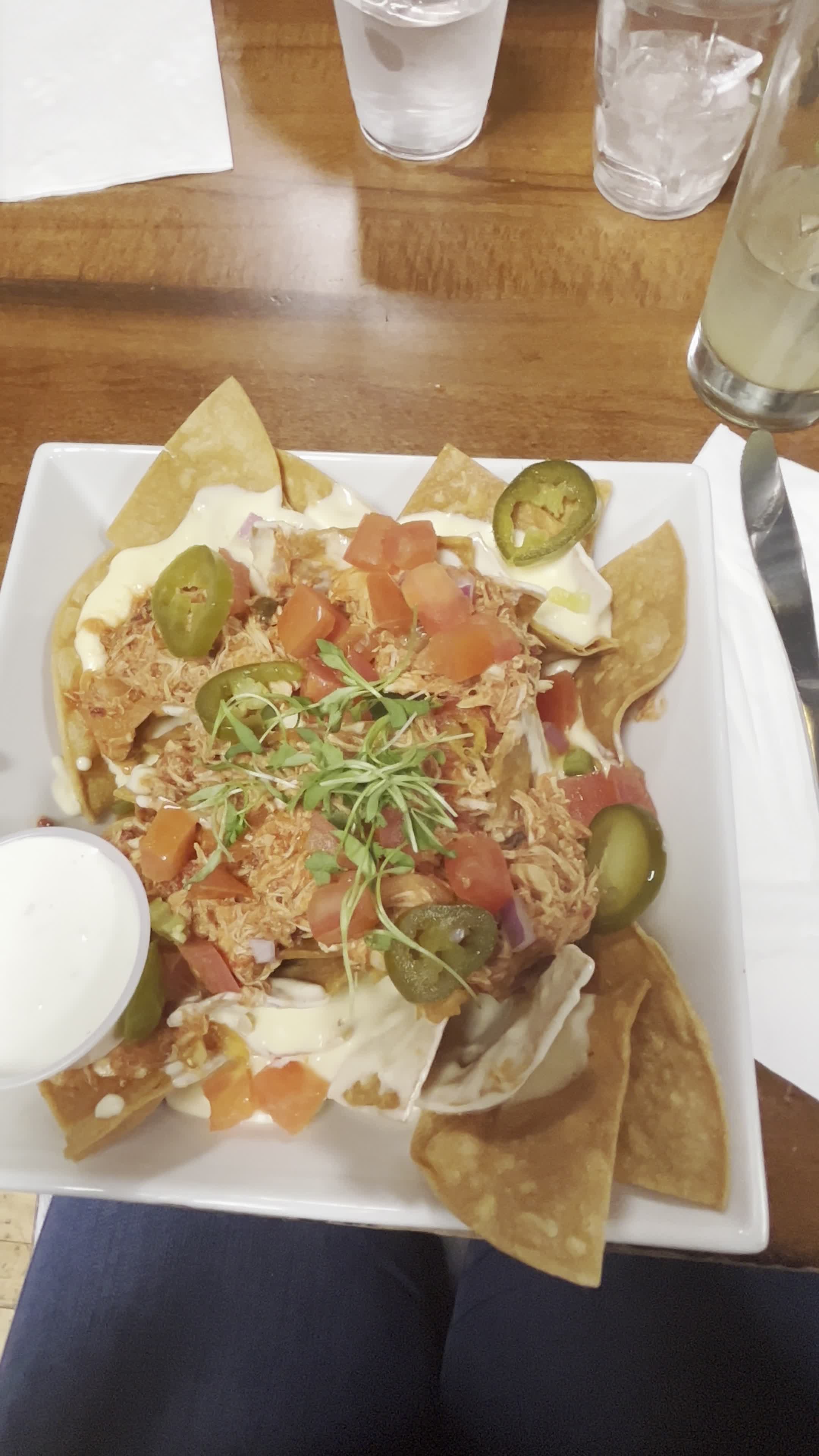 Video review of Urban Saloon