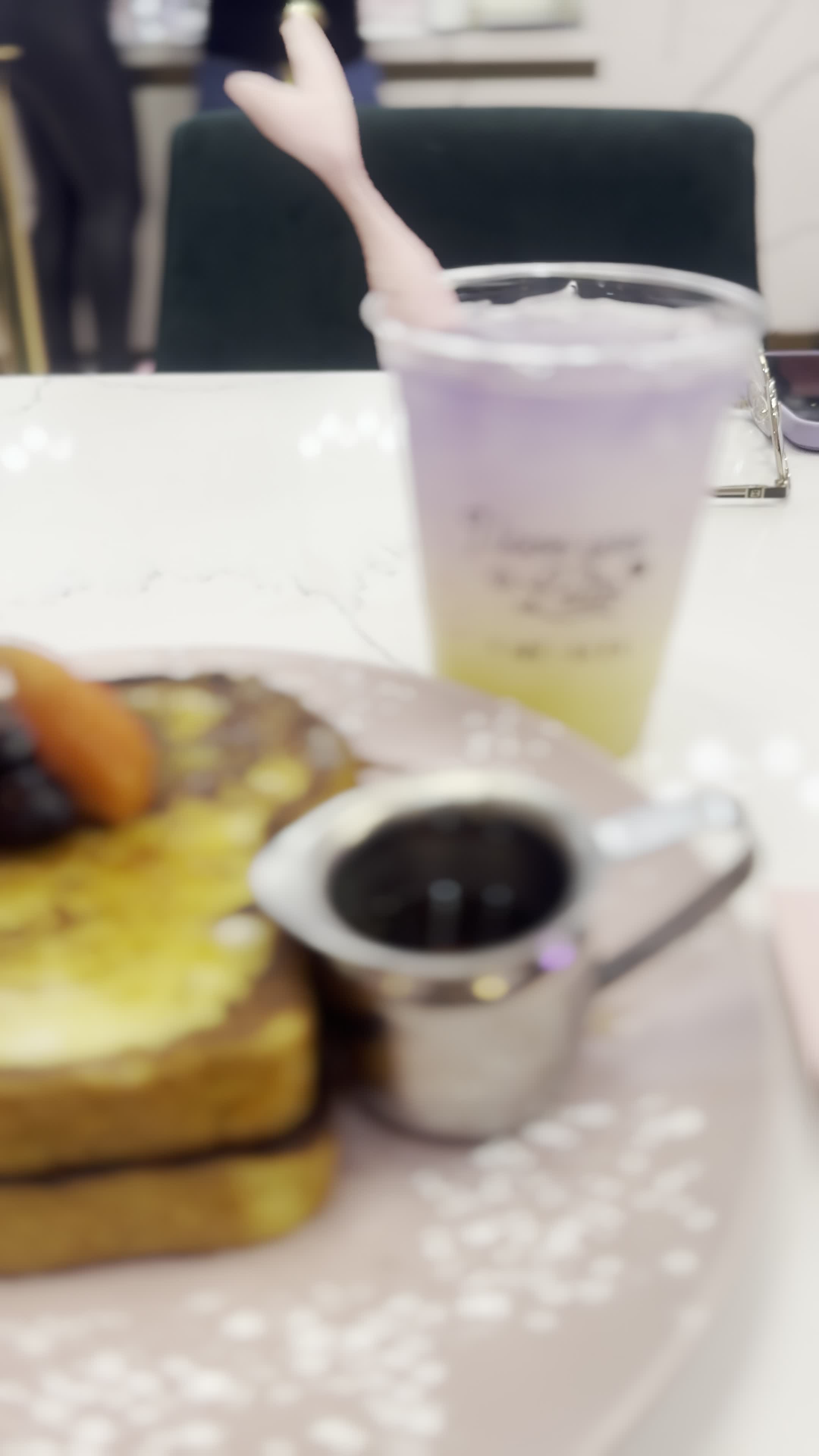 Cafe Lola