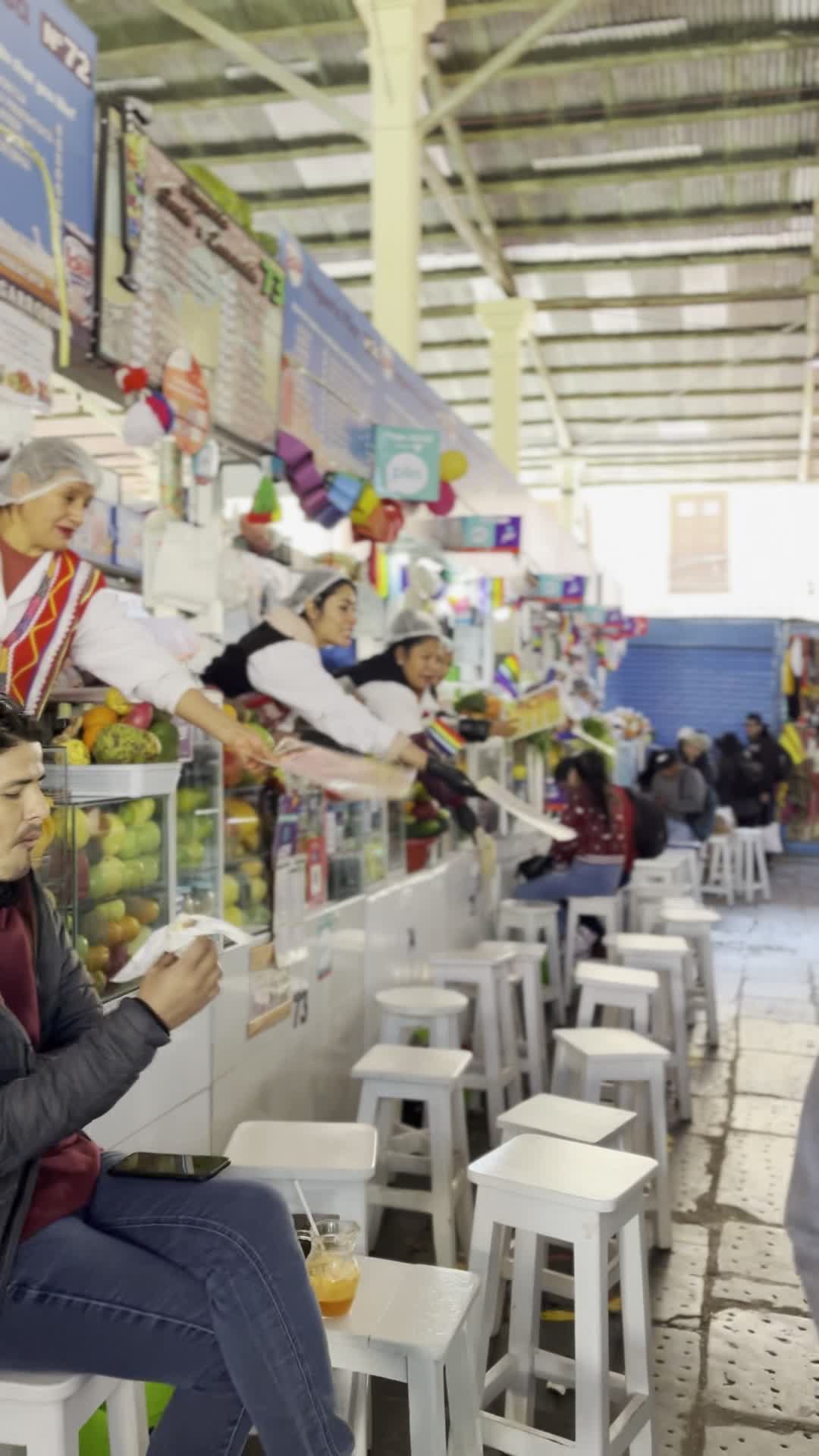 Video review of Mercado Central de San Pedro