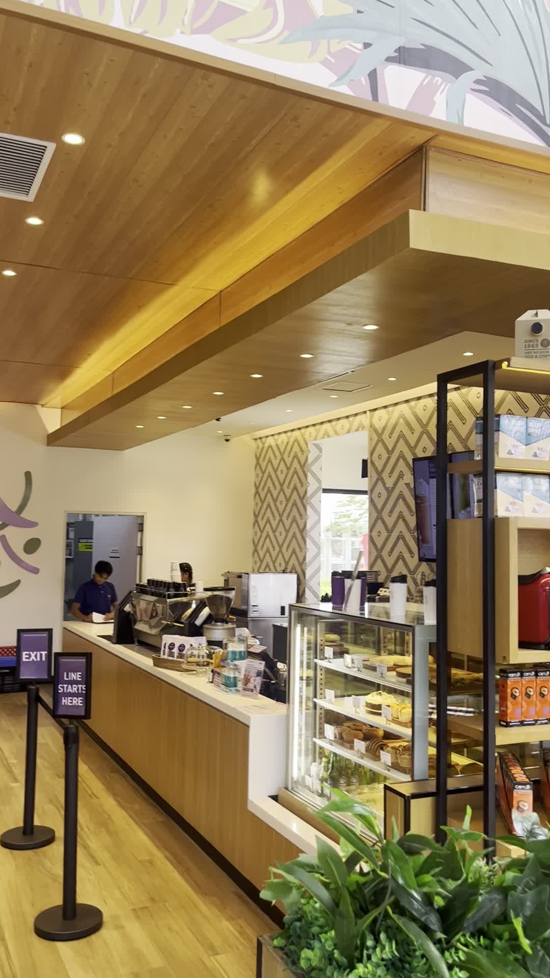 Coffee Bean & Tea Leaf