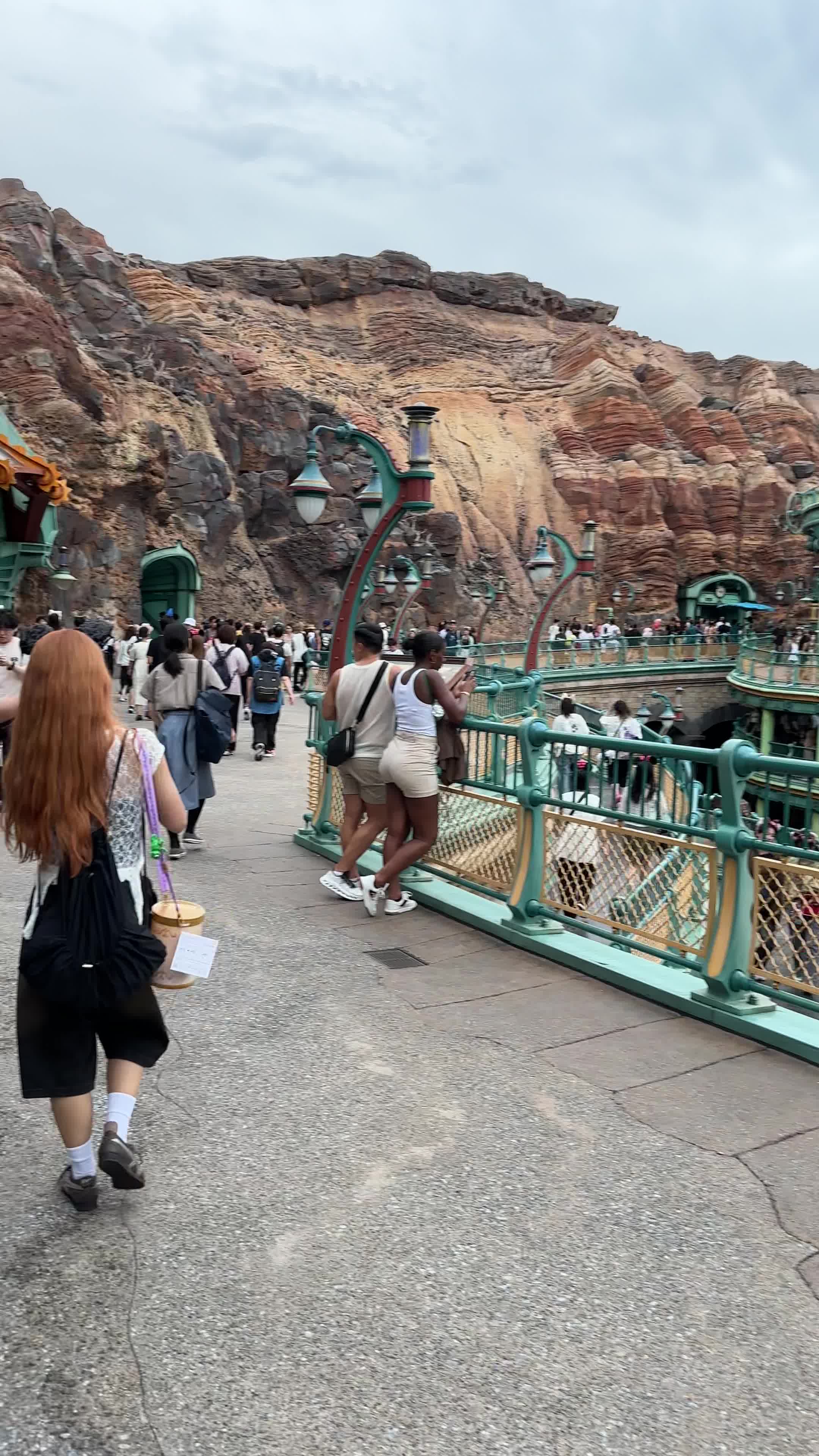 Video review of 20,000 Leagues Under the Sea (海底2万マイル)