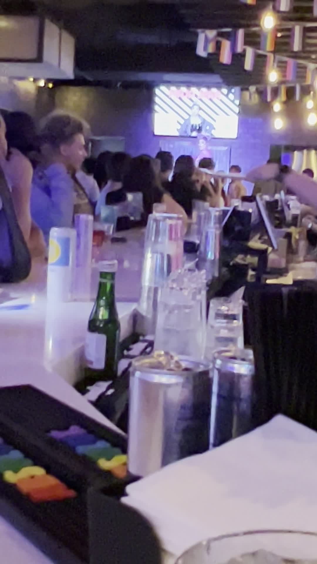 Video review of Union Cafe