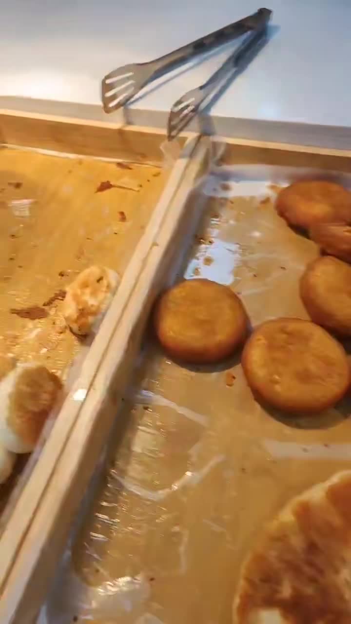 Video review of Fish Tales