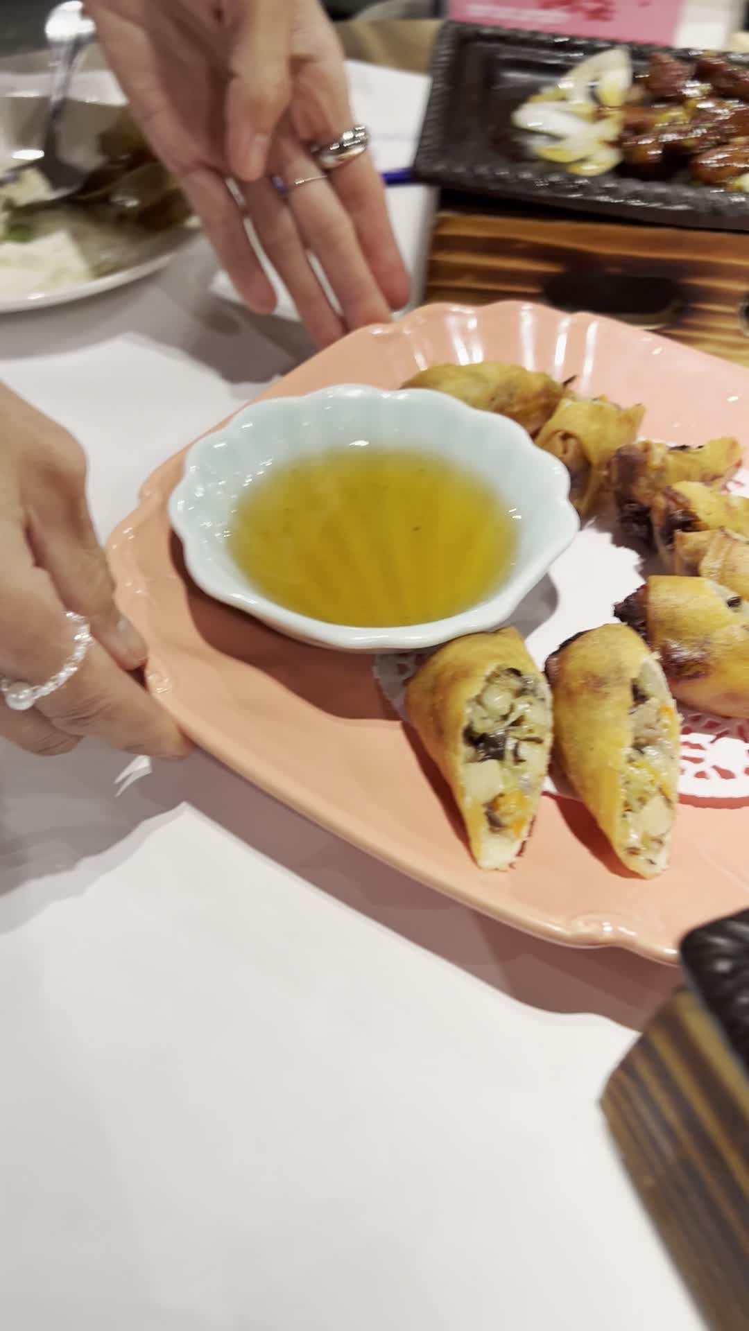 Video review of Thai Town Cuisine (瓦城泰國料理)