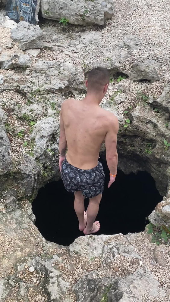 Cenote Calavera